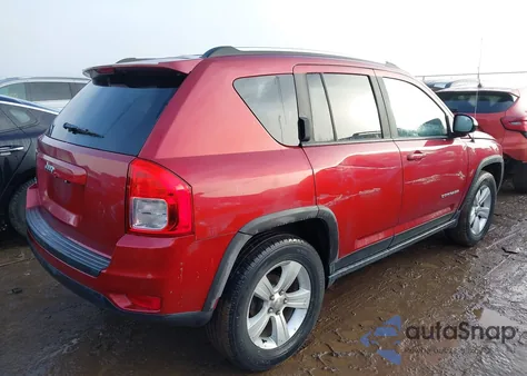 2012 Jeep Compass Sport z USA, uszkodzony, nr VIN 1C4NJDBB1CD572281